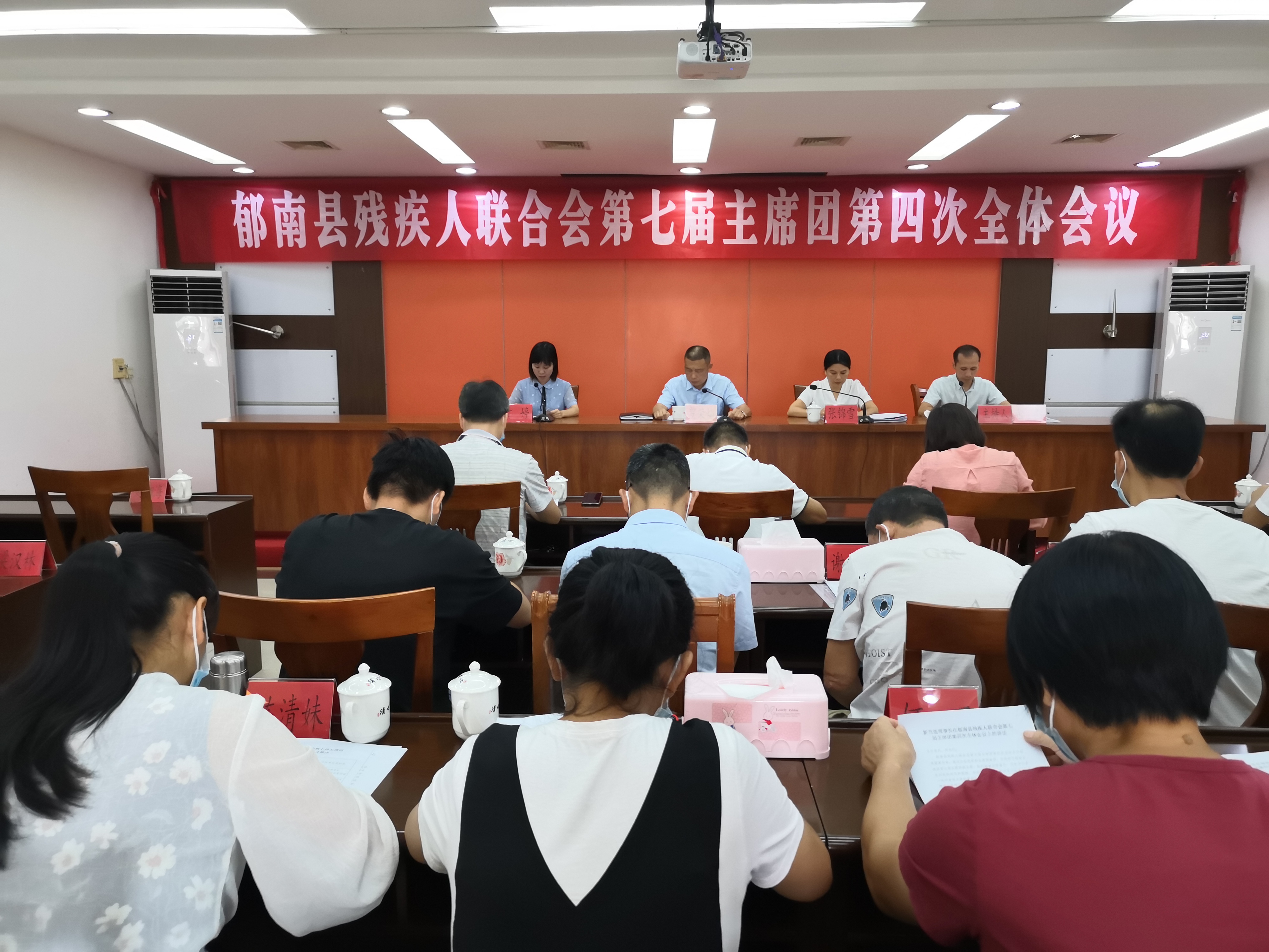 補(bǔ)選會議圖片2.jpg