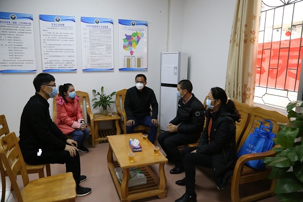 縣法院、縣人大法工委到桂圩鎮(zhèn)了解疫情防控、禁毒工作1.jpg
