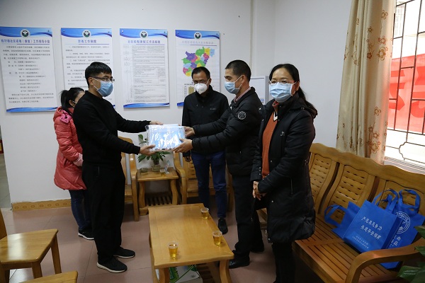 縣法院、縣人大法工委到桂圩鎮(zhèn)了解疫情防控、禁毒工作2.jpg